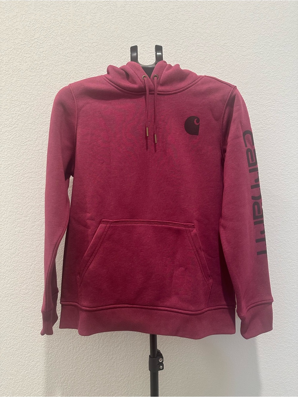 NWT Carhartt Women’s Logo Sleeve Hoodie Burgundy Size Medium